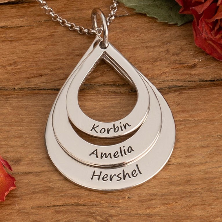 Collier de famille en forme de goutte gravé personnalisé en argent 1-6 collier de nom de gravure