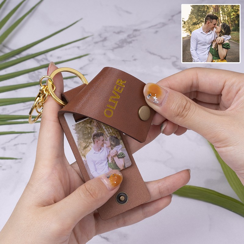 Cadeau de porte-clés photo gravé en cuir personnalisé pour petit ami cadeau  de la Saint-Valentin pour petite amie 