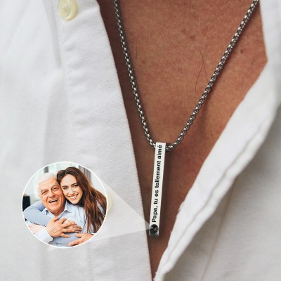 Collier personnalisé de barre de projection de photo d'hommes avec l'image à l'intérieur des bijoux commémoratifs pour des cadeaux de fête des pères de papa